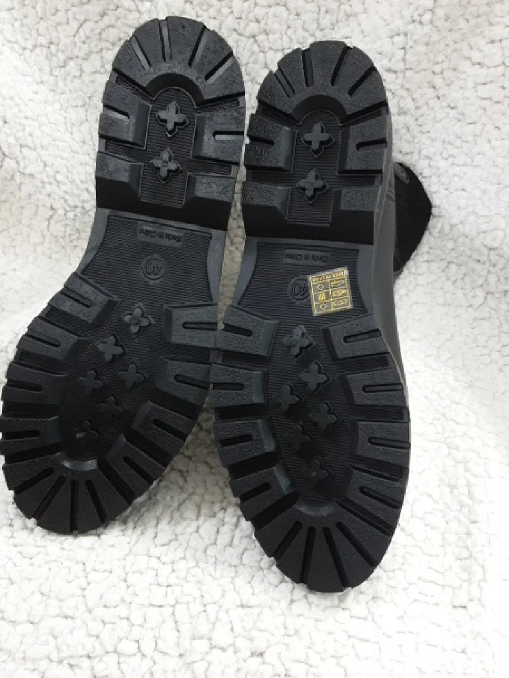 CHAOMIQU matte black